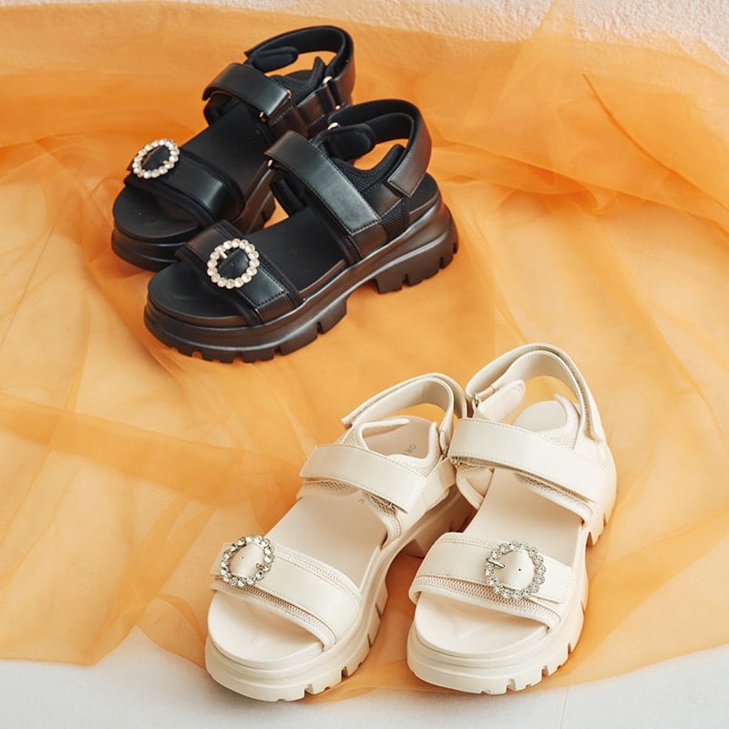 パールモチーフ ストラップフラットサンダル | アルテミス by