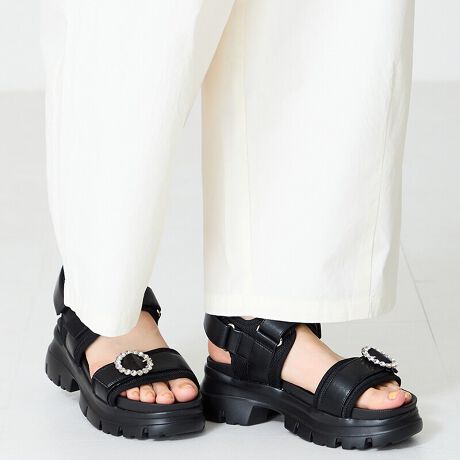 ƃbVngݍ킹JWAȃxgfUCɃK[[ȃ`[t̑gݍ킹VNȃT_́A݊̂rW[obNd̂X|[cT_̃C[W𒆘aĂď炵ACeɁBʋCĂ郁bVnƒe͂̂_炩\[ŉKȗSnBxg̓xNdlȂ̂ŒȒPȂ̂BTvɂĎBeĂ܂̂ŁA~FASFAn̐F̎dlɕύXꍇ܂B炩߂B[^:51204]