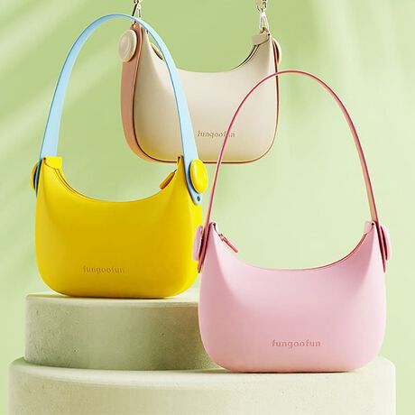 gh̔^obO͒z500ml̃ybg{g܂Aڈȏ̎[́B̓IȒ悢XNGAtHĝɃtBbg₷AXgbv͌rɐH݂ɂLfUCȂ̂Ŏ₷B{̂ƃXgbvSFoCJ[ɂȂĂ̂ŁAR[fBl[g̃ANZgƂĎ̂߁BEVAfނgpĂ̂łƂĂyɖhƖhɗDĂAfC[gɂ҂B|͂At̒\ȃXgbvtƃV_[obOƂĂg2waydlŁAR[fBl[gɍ킹ăJX^ł̂|CgBsWhat's fungoofun(t@O[t@)?tfungoofun̓hCc̃bhhbgfUC܂iF DESIGN AWARD܂fUCi[`[ɂčꂽuhłBɗDƎEVAfނgTXeiuňۓIȃfUC̃obO|[`͐E璍ڂW߂Ă܂BTvɂĎBeĂ܂̂ŁA~FASFAn̐F̎dlɕύXꍇ܂B炩߂B