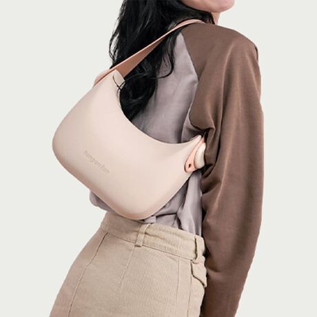 gh̔^obO͒z500ml̃ybg{g܂Aڈȏ̎[́B̓IȒ悢XNGAtHĝɃtBbg₷AXgbv͌rɐH݂ɂLfUCȂ̂Ŏ₷B{̂ƃXgbvSFoCJ[ɂȂĂ̂ŁAR[fBl[g̃ANZgƂĎ̂߁BEVAfނgpĂ̂łƂĂyɖhƖhɗDĂAfC[gɂ҂B|͂At̒\ȃXgbvtƃV_[obOƂĂg2waydlŁAR[fBl[gɍ킹ăJX^ł̂|CgBsWhat's fungoofun(t@O[t@)?tfungoofun̓hCc̃bhhbgfUC܂iF DESIGN AWARD܂fUCi[`[ɂčꂽuhłBɗDƎEVAfނgTXeiuňۓIȃfUC̃obO|[`͐E璍ڂW߂Ă܂BTvɂĎBeĂ܂̂ŁA~FASFAn̐F̎dlɕύXꍇ܂B炩߂B