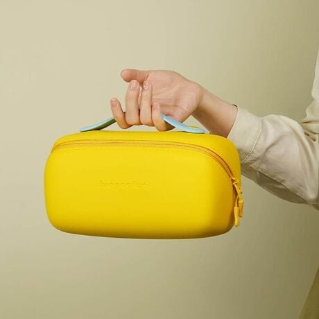 t@Xi[JƂ΂180xJ{bNX^}`|[`BJԂŒuƂłA傫ȊԌ̂Œg₷o₷BWƏ㕔ɃnhtĂ̂ŁANɎ^тłsɂ߁BRX͂AyP[XKWFbg[ƂĂȂǃ}`ɊBɂ̓|PbgS邽ߍׂc[₷ɎoACe̐ɂ҂B܂A̎d؂蕔̓xN^CvŒEł􂢉\Ȃ̂ŐɎgpł̂|CgBEVAfނgpĂ̂łƂĂyAhƖhɗDꂽfC[gɂ҂ȃACeB[^:G-0015]sWhat's fungoofun(t@O[t@)?tfungoofun̓hCc̃bhhbgfUC܂iF DESIGN AWARD܂fUCi[`[ɂčꂽuhłBɗDƎEVAfނgTXeiuňۓIȃfUC̃obO|[`͐E璍ڂW߂Ă܂BTvɂĎBeĂ܂̂ŁA~FASFAn̐F̎dlɕύXꍇ܂B炩߂B