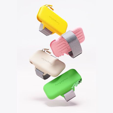 jOEH[LOAWł̃g[jOȂǗJĉ^Ƃɑ劈̃A[xgX|[cobOBLkTCY\ȃxgXgbv́A痯߂xN^Cvň芴̂tSnB^ŃX^CbVȃfUCȂAX}zJ[hނȂǂ̋MdiƎ[łA|Pbg̎ɂ߁B܂A_uWbvfUCȂ̂ŗɊ֌WȂJ߂\B{̔wʂɉʂĂ̂ŁAĝɃtBbgĂɂBEVAfނgpĂ̂ŁAƂĂyɑϊƖhɗDꂽACeBC̏オCG[O[̃r^~J[A킹₷Ȃ݂̗ǂx[WsNȂǖLxȃCibvőIԂ̂yB[^:G-0017]sWhat's fungoofun(t@O[t@)?tfungoofun̓hCc̃bhhbgfUC܂iF DESIGN AWARD܂fUCi[`[ɂčꂽuhłBɗDƎEVAfނgTXeiuňۓIȃfUC̃obO|[`͐E璍ڂW߂Ă܂BTvɂĎBeĂ܂̂ŁA~FASFAn̐F̎dlɕύXꍇ܂B炩߂B