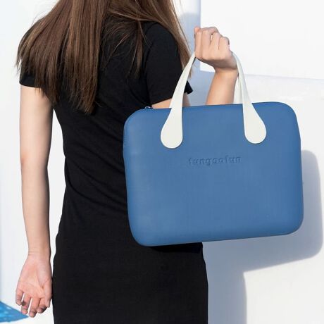 ʊw炨dp܂ŕL􂷂m[gp\RobÓAEVAfނgpĂ̂ŌyɖhƖhɗDA݂͌ĉʂ{ƂŏՌa炰ƃm[gp\RیBꕔɂ\ʂɍׂʂt邱ƂŊ~ߌʂvX芴̂dlɁBefނȂ̂ŉJ̓SĎgƂłA@\Ȃ̂łȒPB13C``17C`܂Ńm[gp\Ȓ傫ɍ킹đIׂRTCYWJB_炩fފ̎Xgbv͖{̕ƃoCJ[ɂ邱ƂőƂ͈ႤoA炩ȃJ[u`͎rɃtBbĝŎ^т₷BC̏オrrbgȃCG[A_炩͋C̃sNAۂ̃lCr[̖LxȃJ[oG[VBsWhat's fungoofun(t@O[t@)?tfungoofun̓hCc̃bhhbgfUC܂iF DESIGN AWARD܂fUCi[`[ɂčꂽuhłBɗDƎEVAfނgTXeiuňۓIȃfUC̃obO|[`͐E璍ڂW߂Ă܂BTvɂĎBeĂ܂̂ŁA~FASFAn̐F̎dlɕύXꍇ܂B炩߂B[^:G-0019]