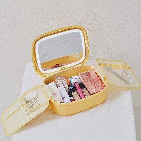 傫߂̃{gpbgACe[łeʃ|[`́ARXbϕi̎[ɂ҂BuVd؂蕔ɂ͉h~̊WtĂA}WbNe[vŒE\Ȏp̍BɂUSB Type-Cŏ[dłR[hX~[CgZbgɂȂĂAFEgFEF̂RiKł̒\BnhxgtȂ̂Ŏ^т₷AfC[g痷s܂ŕL􂷂ACeBJ[͏_炩Flu[EO[ECG[̂RFWJBEVAfނgpĂ̂łƂĂyAĂ܂Ă@\łȒPB[dP[u͕tĂ܂BsWhat's fungoofun(t@O[t@)?tfungoofun̓hCc̃bhhbgfUC܂iF DESIGN AWARD܂fUCi[`[ɂčꂽuhłBɗDƎEVAfނgTXeiuňۓIȃfUC̃obO|[`͐E璍ڂW߂Ă܂BTvɂĎBeĂ܂̂ŁA~FASFAn̐F̎dlɕύXꍇ܂B炩߂B[^:G-0024]