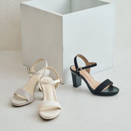 8.5cm̃q[ɑÕXg[tŃX^CAbvACéAɃ^bNC{ăGKgȈۂɁB߃q[ł芴ؚȃXgbvőŒ肵Ă̂ŕ₷B}bgȎ̃ubNAN[ȃzCĝقAO[̓cC[hfނŃjAXAl͋̕CYJ[OBTvɂĎBeĂ܂̂ŁA~FASFAn̐F̎dlɕύXꍇ܂B炩߂B[^:51208]