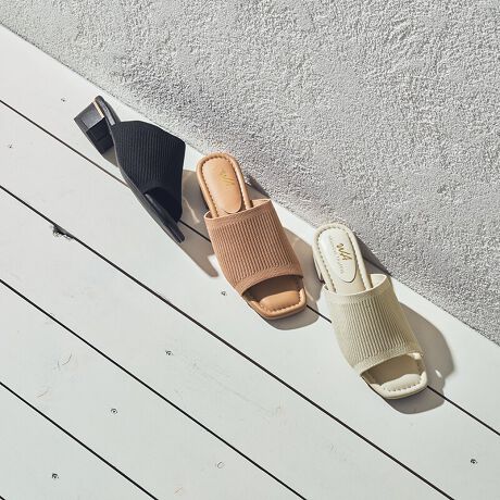 Ăɂ҂̃ujbgfނgpA肪\tgȃ~[T_Bق̂Lk̂jbgfނŕ₷ɁAC\[̂ӂӂNbVŁA݂ɂȂ闚SnB芴̂`L[q[ɂ́AS[h̃^bNCčו܂łvXBDJ[OłǂȃR[fBl[gɂ}b`閜\ACeB37i23.5jTCY̕Б̏d@195ySTAFF RgzSTAFF@D񕁒ĩTCYF22.5cm/STCYpTCYFS(22-22.5cm)TCYzF҂RgFSł҂łBXgbvȂ̂ŗ܂ܗ܂BNbVĂėSnQłBSTAFF@O񕁒ĩTCYF25.0cm/LLTCYpTCYFL(24-24.5cm)TCYzF҂RgFLLƗ\Ƃ肪Ă܂Ǝv܂BLło邭炢łꂢɗ܂BSTAFF@N񕁒ĩTCYF25.5cm/LLTCYpTCYFLL(25-25.5cm)TCYzF҂RgFLLTCYł傤ǂ悩łBjbgfނő肪ǂANbVŗSnǂłBTvɂĎBeĂ܂̂ŁA~FASFAn̐F̎dlɕύXꍇ܂B炩߂B[^:52207]