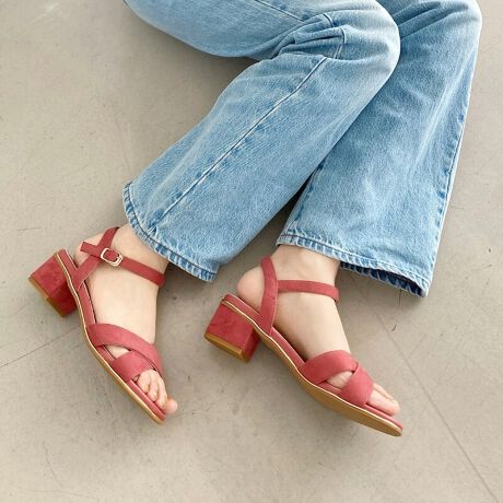 IG^gtBbNlCT_XgbṽNXfUCאgɌĂjAX̂T_B肵߂̃q[ŁA₷QB_炩XG[hfނgpAJWAɂtF~jɂL킹₷fUCB肰Ȃ|CgɂȂ郁^bNCJ[WJN₩ŃX^CÕANZgɂȂ郌bhAx[WAu[AubN̍킹₷WJBTvɂĎBeĂ܂̂ŁA~FASFAn̐F̎dlɕύXꍇ܂B炩߂B[^:55201]