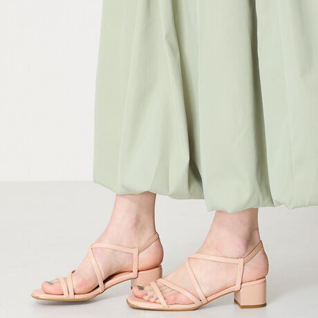 ƂƂVvɎdグXgbvT_ɐLk̂S{Ă̂ŁA^b`ŊȒPɒÊłDGACeBC\[q[܂ŃJ[ł܂Ƃ߂ēꊴA\[ɂ̓^bNC邱ƂŔvXB5.2cm̃`L[q[ň芴Aq[ȕł₷AfC[gɂ҂BTvɂĎBeĂ܂̂ŁA~FASFAn̐F̎dlɕύXꍇ܂B炩߂B[^:55202]