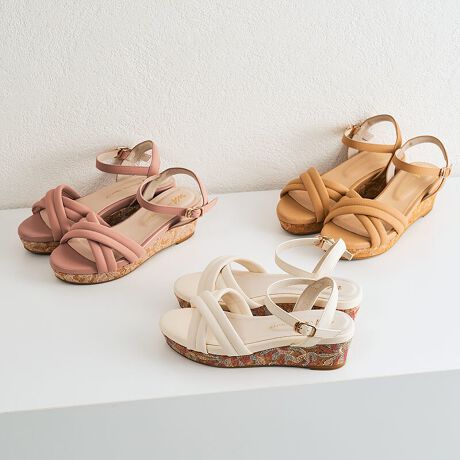 q[̉؂₩ȎhJĂ炵T_́ARNy₩ȑoĂB̃NbVƃtg̗̓IȃpfbgxgőDAEGbW\[ň芴̂闚SnBjAX̂J[WJőfɓ݂₷ANXfUC6cm̃q[őƌ̂B37i23.5jTCY̕Б̏d@280ySTAFF RgzSTAFF@D񕁒ĩTCYF22.5cm/STCYpTCYFS(22-22.5cm)TCYzF傫RgFS̓Iɂ芴܂BRNƎhJ̃q[Ă炵Ă킢łISTAFF@I񕁒ĩTCYF23.5cm/MTCYpTCYFM(23-23.5cm)TCYzF҂RgFMTCYł҂łB̋킽ŁAɊ܂߂ΖȂłBSTAFF@H񕁒ĩTCYF24.5cm/LTCYpTCYFL(24-24.5cm)TCYzF҂RgFLł҂łBn_炩SnłBTvɂĎBeĂ܂̂ŁA~FASFAn̐F̎dlɕύXꍇ܂B炩߂B[^:52212]