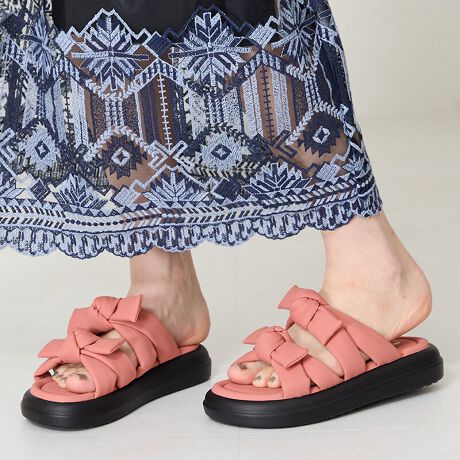 肪QȃpfbgxgɁA{fUC{L[gȃACeBۂĂƂ\[͌yAC\[ɂNbVĂ̂ŔɂŜݍł悤ȏ_炩Sn|CgB񂪌郏s[XAXJ[gƍ킹ƂQ̃{猩Ăw炵͋CoƂłl~[T_BTvɂĎBeĂ܂̂ŁA~FASFAn̐F̎dlɕύXꍇ܂B炩߂B[^:51219]