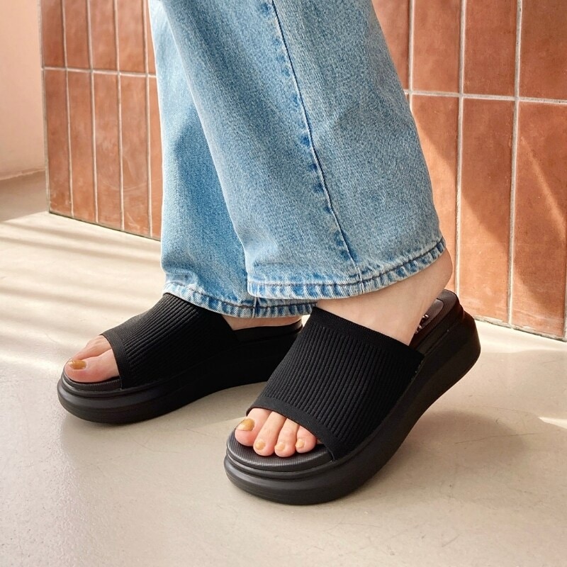 くるる CITEN＞トラックソールグルカサンダル｜シテンの通販｜&mall
