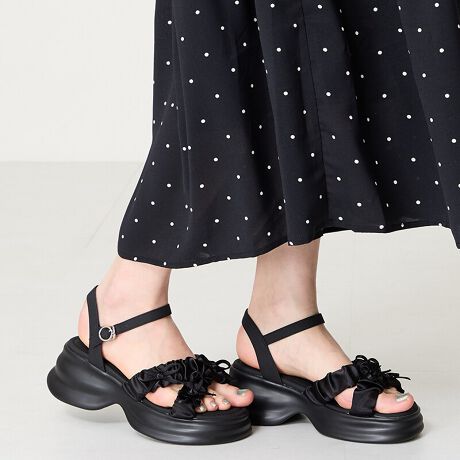 Tefނ̉ƃV[OfBe[iȃX|[cT_́AAbp[Ƀ~j{ătF~j[h܂fUCɁBۂĂƂ{[̂\[͌ڈȏɌyʂŁA፷Ȃ̂ŕ₷ɂB̃R[fB[l[gɂق̏ÂvXɂ҂ȃT_BTvɂĎBeĂ܂̂ŁA~FASFAn̐F̎dlɕύXꍇ܂B炩߂[^:51211]