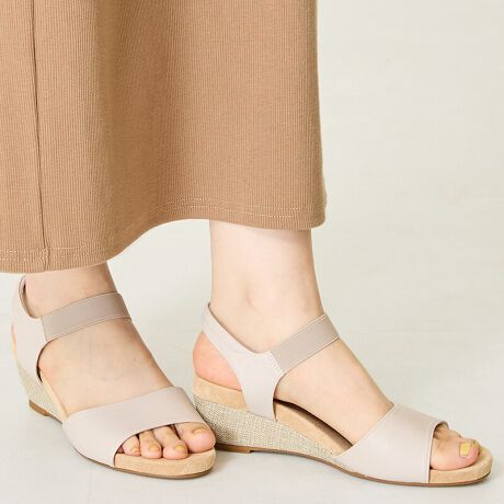 Vvȃ_uxgfUCȂAtg𑾂߂ɂ邱Ƃőz[hĂT_́AxgLk̂SɂĒEȒPɂłdlɁBq[tBAfނŊƂłƂƂĂ炵dグAC\[ɂ͖{vXG[hgpANbV𓋍ڂƑݍłS閣͓I1B37i23.5jTCY̕Б̏d@165ySTAFF RgzSTAFF@I񕁒ĩTCYF23.5cm/MTCYpTCYFM(23-23.5cm)TCYzF҂RgFMTCYŋCɂȂƂ낪ȂA҂łB̐LkŜŒEyłBSTAFF@H񕁒ĩTCYF24.5cm/LTCYpTCYFL(24-24.5cm)TCYzF҂RgFLł҂łByʂŕ₷łBSŒE₷łBSTAFF@N񕁒ĩTCYF25.5cm/LLTCYpTCYFLL(25-25.5cm)TCYzF҂RgFLLTCYł傤ǗǂłBLƑS̓Iɂ܂BTvɂĎBeĂ܂̂ŁA~FASFAn̐F̎dlɕύXꍇ܂B炩߂B[^:52216]