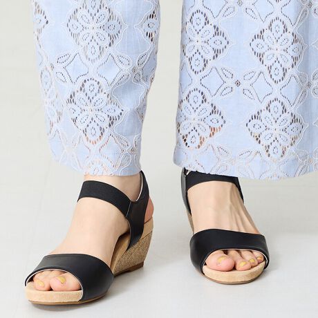 Vvȃ_uxgfUCȂAtg𑾂߂ɂ邱Ƃőz[hĂT_́AxgLk̂SɂĒEȒPɂłdlɁBq[tBAfނŊƂłƂƂĂ炵dグAC\[ɂ͖{vXG[hgpANbV𓋍ڂƑݍłS閣͓I1B37i23.5jTCY̕Б̏d@165ySTAFF RgzSTAFF@I񕁒ĩTCYF23.5cm/MTCYpTCYFM(23-23.5cm)TCYzF҂RgFMTCYŋCɂȂƂ낪ȂA҂łB̐LkŜŒEyłBSTAFF@H񕁒ĩTCYF24.5cm/LTCYpTCYFL(24-24.5cm)TCYzF҂RgFLł҂łByʂŕ₷łBSŒE₷łBSTAFF@N񕁒ĩTCYF25.5cm/LLTCYpTCYFLL(25-25.5cm)TCYzF҂RgFLLTCYł傤ǗǂłBLƑS̓Iɂ܂BTvɂĎBeĂ܂̂ŁA~FASFAn̐F̎dlɕύXꍇ܂B炩߂B[^:52216]