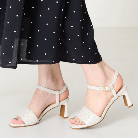 Abp[Ɏ{ꂽLeBOƂ肰ȂX^bYlT_́A炵fUCƏiȃJ[OŉĂ̋CCɍ߂ĂACeB߂7.5cm̃q[ł芴̂v[gq[ŕ₷AghCNȃXNGAgDő݊̂鑫ɁBVvȃfUCȂ̂ŃXJ[g⃏s[X͂Afjƍ킹X^CO߁BTvɂĎBeĂ܂̂ŁA~FASFAn̐F̎dlɕύXꍇ܂B炩߂B[^:51229]