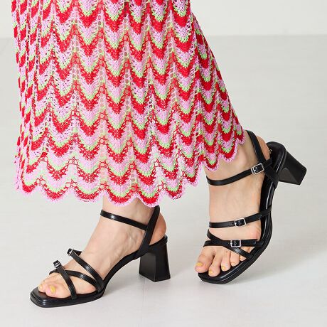 [^:51233]AVg[ɔzui[XgbvɏԂ̃obN{A肰ȂANZgT_BRot\[ɁA6.8cm̍̂ό`q[Ń[hȗvfvXBAbp[C\[܂őSăg[ł܂Ƃ߂邱ƂŏiȈۂɎdグĂ̂ŁAR[fBl[gI΂ɃfC[gł1BTvɂĎBeĂ܂̂ŁA~FASFAn̐F̎dlɕύXꍇ܂B炩߂B