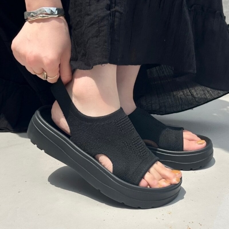 サッと履ける 歩きやすい【Fit meサンダル】サイドオープンニット 厚底