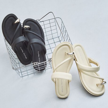 ^`[tANZgɂȂAX^CbVȃfUC̃gOT_B_炩߂̃pfbhXgbv͑肪ǂAɍb̃Xgbv΂߂ɔzu邱ƂŃtBbg̍SnɁBC\[ŜɃNbVĂ̂ŒԂ̒płɂ̂B^bN`[tfx[VbNJ[łǂIł񂵂₷2FWJBTvɂĎBeĂ܂̂ŁA~FASFAn̐F̎dlɕύXꍇ܂B炩߂B[^:51238]