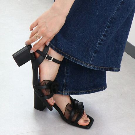 ӂƍL傫߂ȃ`[fUCA݊Ɖ؂₩vXĂ1́Â`[`ȈۂɂȂ菗炵ȂBiȃfUCȂ̂ŁAӂƍLXJ[g⃏s[XƂ̑ǂAfjŃJWA_ER[f߂ȁẢĂɑ̃T_BTvɂĎBeĂ܂̂ŁA~FASFAn̐F̎dlɕύXꍇ܂B炩߂B[^:55210]