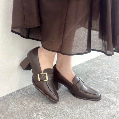 [^:51315]ЂƃNZIȃobN`[tꌩq[[t@[́Aאg̃XNGAgDŃX^CbVɎdグ1B5.5cm̑q[Ȃ̂ŏdS肵Az[hĂ[߂̍bfUCŗ₷˔ACeBXeb`̃RofUCŃJWAvfvX邱ƂŕLR[fBl[gɍ킹₷}`ɎgBTvɂĎBeĂ܂̂ŁA~FASFAn̐F̎dlɕύXꍇ܂B炩߂B