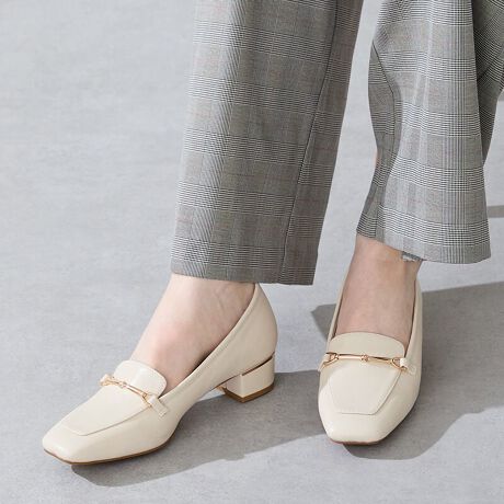 tgɎ{ؚȃS[h̃rbg`[tŁAANZgvXpvXBq[ɂ̓^bNC邱ƂŁA肰ȂPYioB߂̗őɂtBbgȂA芴̂`L[q[Ńq[S҂̕ɂ߁BƂאgVGbgɁAIItgfUCłǂȃV[ɂ}b`邱ƊԈႢȂByPOINTzENbVE2.5cmq[̃`L[q[ň芴₷EłItBXJWAȂǗlXȃV[Ŋ􂷂ꑫTvɂĎBeĂ܂̂ŁA~FASFAn̐F̎dlɕύXꍇ܂B炩߂B[^:52301]