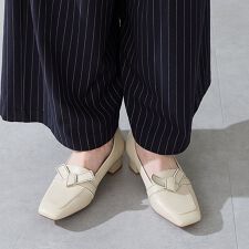 オリエンタルトラフィック(ORiental TRaffic)の【EC限定】【25秋冬新作】リボンデザイン甲深パンプス/55301