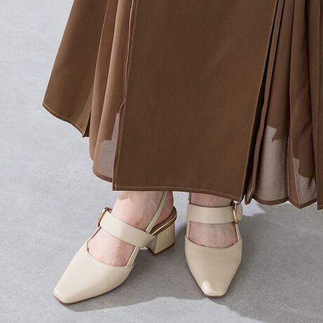 6.8cm̒ǂ̃q[ƁAؚXgbvŔrʔQȃpvXBX}[gȃVGbgȂA߂̍bxgɃ`L[q[ň芴̂ŒԂł₷BȂꊴ̂S[h̕ό`obNɈۂ^ĂāAubNƃx[W͓g₷AGڂ̃uE̓cC[hfނgp݂̂J[BTvɂĎBeĂ܂̂ŁA~FASFAn̐F̎dlɕύXꍇ܂B炩߂B[^:51301]