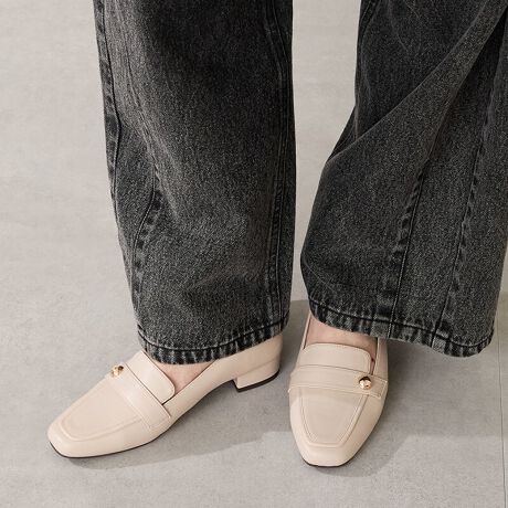 TChɑԂ̃X^bY_ɂ炢A肰ȂGbW[t@[Bאg̃XNGAgDɁA3cm̒悢̃~hq[ŃX}[gȃVGbgɂ1Bӂӂ̃NbV̒~ŔɂA_炩dl̂ܐŁAԂłXgX̂ȂSnBIIt킸ꂢ߂ɂJWAɂ킹̂Ń}`Ɋ􂵂ĂByIXXPOINTzNbV ܐNbVTvɂĎBeĂ܂̂ŁA~FASFAn̐F̎dlɕύXꍇ܂B炩߂B[^:52311]