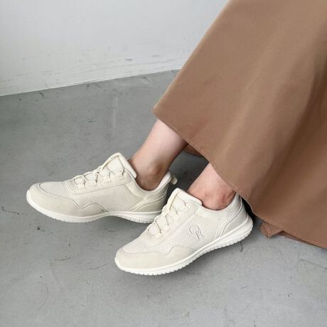 yuԃtBbgzbVfނy₩Ȉۂ̃Xj[J[̓nYt[dlŎg킸ɂƗ͓̂IBɃV[[XSRɂȂĂ葫̌`ɍ킹ĐLk̂ŁAȂ̂BAbp[ɂ͒ʋC̍bVfނgpĂ̂ŒԂ̒płɂA1ĂƏd󂷂Xj[J[BTvɂĎBeĂ܂̂ŁA~FASFAn̐F̎dlɕύXꍇ܂B炩߂By@\zEɂ̓IWi݌v̐c邱ƂŁs g킸ɗ܂܃X|bƗ tdlEbVfނȂ̂ŒʋCǂAɂEyʁE[XAbv̓SRő̌`ɍ킹ătBbgĂyPOINTzEyʁI Б166g(37TCYБł̌v)Eg킸ɗ܂܃X|bƗEZłTbƗĊyI@Dwqă}}AƑւ̃v[gɂ߁I[^:OT3786]