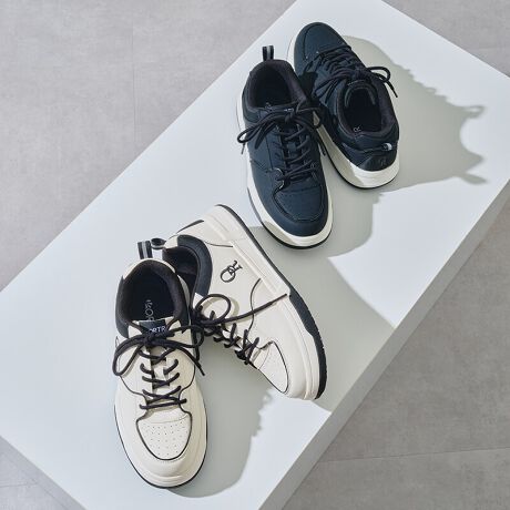 zCgƃubÑmg[J[gݍ킹NVbNX^C̃R[g\[Xj[J[͑݊̂zF|CgB݂̂\[ȂAyʑfނgpԂ̕słXgXt[ȗSnŁA\[̕ɂ̓Obv͂̂p[cgݍ킹邱ƂŉKƈ芴𗼗BTvɂĎBeĂ܂̂ŁA~FASFAn̐F̎dlɕύXꍇ܂B炩߂B[^:OT5701]