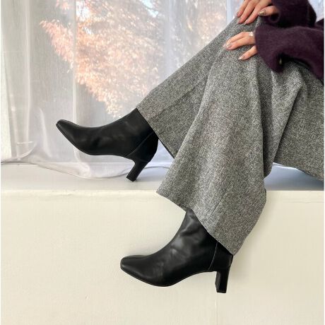 ɂ҂tBbgVGbgƁAׂ߂̃XNGAgDŃX^CbVɎdグXgb`u[cBc̃CZ^[V[ƁAƋPv[gq[ŋrʂ𔭊Ap܂ŐꂽۂɁBVvȃfUCŃIIt킸₷A[݂̂郌bh͈ÂȂ肪ȏH~R[f̍Fɂ҂̃J[BTvɂĎBeĂ܂̂ŁA~FASFAn̐F̎dlɕύXꍇ܂B炩߂B[^:51423]