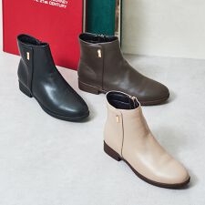 厚手クッション入り 歩きやすいプチメタル フラット ショートブーツ/52408