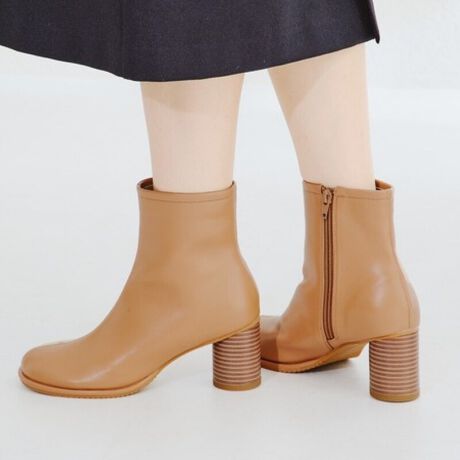 ~q[ƒڂ̃Iu[NgDꂽAŏ{ȃX^CV[gu[cB}bgȃX[XfނgpARoɂ̓pCsO{ƂőlۂۂɁBzCg̓q[܂ŃAbp[ƓfނŊAx[W͓F̃X^bNq[ɂăJWAȃX^Cɂ킹₷悤dグACeBTvɂĎBeĂ܂̂ŁA~FASFAn̐F̎dlɕύXꍇ܂B炩߂B[^:21391]