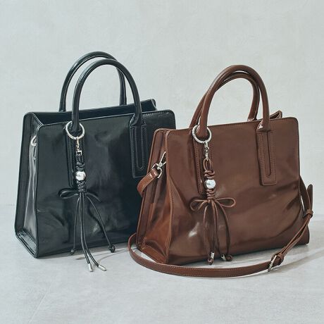 Be[WCNȃĉfނꌩ{XgobOBt̃{^̃`[͎Oł̂ŁAD݂̃`[ɕtւƃAWy߂Bg₷TCYɉAƃ}`̂ŌڈȏɑeʂȂ̂ƃt@Xi[tł[ł̂BOE߉\ȃV_[XgbvtO\ȃ`[tTvɂĎBeĂ܂̂ŁA~FASFAn̐F̎dlɕύXꍇ܂B炩߂B[^:BA-268]