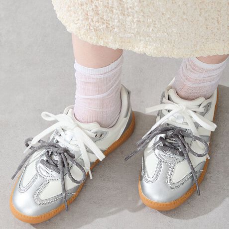 gh̃W[}g[i[Ƀ_ũV[[X{gݍ킹VѐSՂ̃Xj[J[BzFقȂ_ǔCRƁA肰Ȃ^bÑp[cR[fɃANZgAoB_炩߂̃S\[̗pAfC[gɂ҂ȗSnBH~炵XG[h̃uÉA_炩͋CɎdオAR[fɓ1BTvɂĎBeĂ܂̂ŁA~FASFAn̐F̎dlɕύXꍇ܂B炩߂B[^:OT3788]