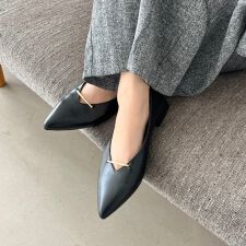 オリエンタルトラフィック(ORiental TRaffic)の通勤 にもおすすめ【25秋冬新作】ラインメタルパーツ ポインテッドトゥ パンプス /55304