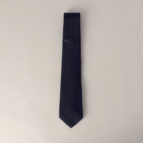 [^ԁF07-66NM07-205]sfUCt|`[tɂ`IȖ͗lAKX̃M[^CłBZŴ铯nF̔zFɂ邱ƂɂAFō킹₷lN^CɎdオĂ܂BN̗ǂȂ̂ŁAȂǂɂ߂łBsfށtiȌ򊴂̌fނgpĐDグfނłBs̘V܂̋@ŐDグĂ܂B