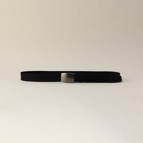 [^ԁF07-00YM02-205]yCOMME CA MEN BLACKzꂽ ̖͂Ƌ@\ZANeBuŃN[ApIȃX^C2025 OCTOBER DEBUTsfUCtCOMME CA MEN BLACK̃X^COɍ킹ׂɍꂽxgłBsfށtobN͔M^̃v[ȃfUCɃubNjbPTe[ĩbLŎdグĂ܂Be[vɂ̓C^Ǎ݂̂̂gpĂ܂B\ʂtbgŌ򂪂A񌳂ƌɂ͋vp邱ƂŁAʓIȕzxgƂ͈悷xgɎdグĂ܂B