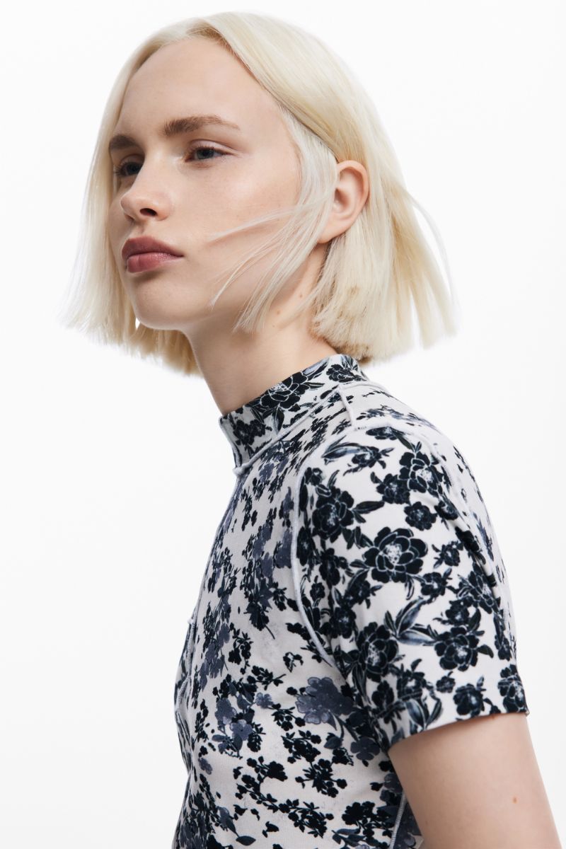 6サイズ展開/XS/XXL】PATCHY Tシャツショートスリーブ | デシグアル