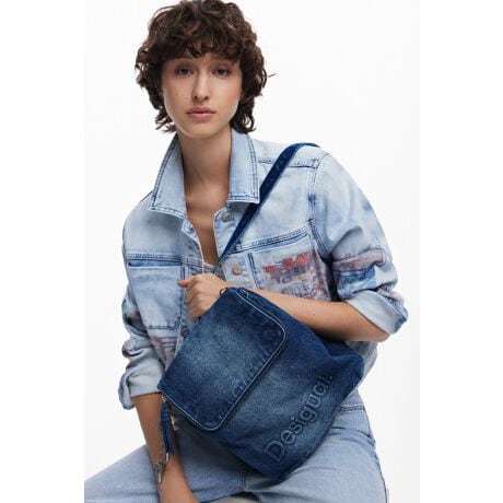 [^:25SAKD05]CfBSfjgpARpNgȃobNpbNfUCB㕔̃R[hnhAJWAȂꂽANZgoBtg̃G{XSƃ^bZ`[肰Ȃ|CgɁBtbvJŎg₷AVvȂ@\IȎdlɎdグĂ܂BV_[XgbvtŁAbNƃV_[2ʂ̎g\Bfj̕ƃR[hnh̃fUCŁAfC[[XɍœKȃACełByDesigualfVOAzoZĩt@bVuhuDesigualifVOAjvBXyCŁgƂ͈ႤhƂӖƂÃuhɂ͂ȂnCC[WJtȐFgGL]`bNȃp^[Apb`[NfjȂǒľĂACeWJBfC[ɂAhXAbvɂ􂷂镝LfUĆBfB[Xł͂ȂAYV[YȂǕLCibvWJBuhɂȂĂDesigual(Ƃ͈Ⴄ)́Ag̐lƈႤƂǂꂾ؂ŊyƂȂ̂߂ĊĂ炢Ƃ̊肢߂Ă܂B RŊyAJtőOB{̎Ăъo܂N₩ȃJ[vgAƂ͈ꖡႤX^C̓t@bVŷ΂łByTCYڍׁz27.2cm 11.7cm c28cm îCɓo^ƁAi̍ē׎ɒʒm󂯎邱Ƃł܂BɂACɓo^ẴZ[ȂǁAȓTm点Ă܂B