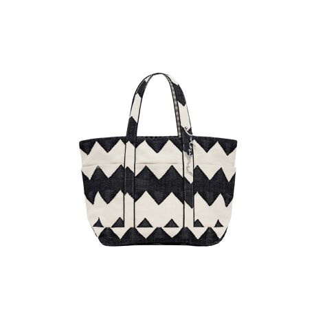 [^:25SAXA81]\2WAYŎg郊o[VuobOBWOUOƃMK`FbNACŕ͋C̈Ⴄy߂܂BƗeʂAȃcCRbgfނȂ̂ŕig₷̂|CgBO\ȃL[z_[tBTCY: 26 x 13 x 23 cmyDesigualfVOAzoZĩt@bVuhuDesigualifVOAjvBXyCŁgƂ͈ႤhƂӖƂÃuhɂ͂ȂnCC[WJtȐFgGL]`bNȃp^[Apb`[NfjȂǒľĂACeWJBfC[ɂAhXAbvɂ􂷂镝LfUĆBfB[Xł͂ȂAYV[YȂǕLCibvWJBuhɂȂĂDesigual(Ƃ͈Ⴄ)́Ag̐lƈႤƂǂꂾ؂ŊyƂȂ̂߂ĊĂ炢Ƃ̊肢߂Ă܂B RŊyAJtőOB{̎Ăъo܂N₩ȃJ[vgAƂ͈ꖡႤX^C̓t@bVŷ΂łBîCɓo^ƁAi̍ē׎ɒʒm󂯎邱Ƃł܂BɂACɓo^ẴZ[ȂǁAȓTm点Ă܂B