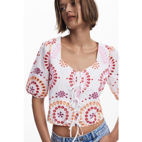 [^:25SWBWXE]JtȎhJfAĂɂ҂̃NbvhuEXB؂₩ȃsNEIWEbhEp[v̎hJ{ꂽAu₩ȃzCg̃uEXBOʂɎ{ꂽ{̃[XAbvfUC炵oAXNGAlbNƃptX[ughvX܂By₩ȃRbgfނŒSnQBfjXJ[gƂ̑ǂAtFXoJXȂǉĂ̂oV[ɂ҂1łByDesigualfVOAzoZĩt@bVuhuDesigualifVOAjvBXyCŁgƂ͈ႤhƂӖƂÃuhɂ͂ȂnCC[WJtȐFgGL]`bNȃp^[Apb`[NfjȂǒľĂACeWJBfC[ɂAhXAbvɂ􂷂镝LfUĆBfB[Xł͂ȂAYV[YȂǕLCibvWJBuhɂȂĂDesigual(Ƃ͈Ⴄ)́Ag̐lƈႤƂǂꂾ؂ŊyƂȂ̂߂ĊĂ炢Ƃ̊肢߂Ă܂B RŊyAJtőOB{̎Ăъo܂N₩ȃJ[vgAƂ͈ꖡႤX^C̓t@bVŷ΂łByTCYڍׁzXSF47.8cm g44cm 42cm 27.9cm SF48.4cm g46cm 44cm 28.2cm MF49cm g48cm 46cm 28.5cm LF51cm g51cm 49cm 28.9cm XLF53cm g54cm 52cm 29.3cm îCɓo^ƁAi̍ē׎ɒʒm󂯎邱Ƃł܂BɂACɓo^ẴZ[ȂǁAȓTm点Ă܂B