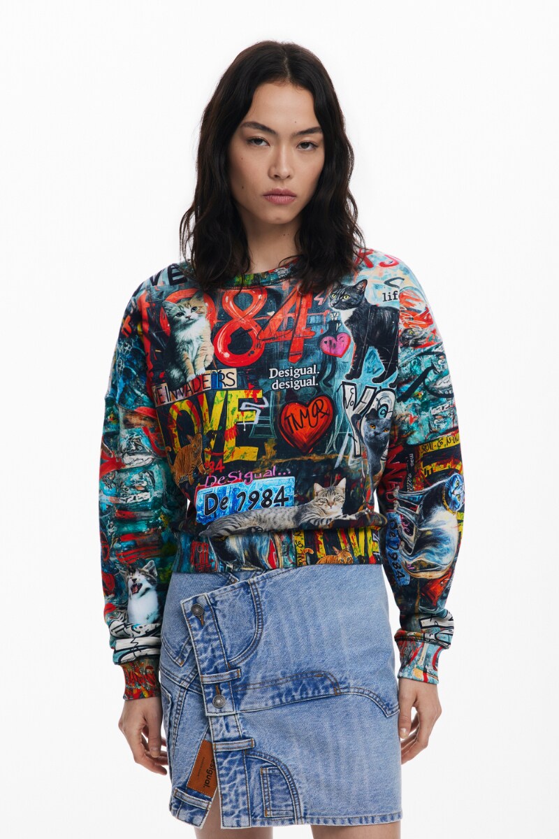 デシグアルラクロアスウェット　新品タグ付き Mr. Christian Lacroixによってデザインされたスウェットシャツ