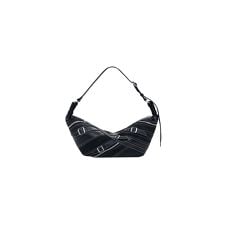 小さなバックル付きレザー風バッグ