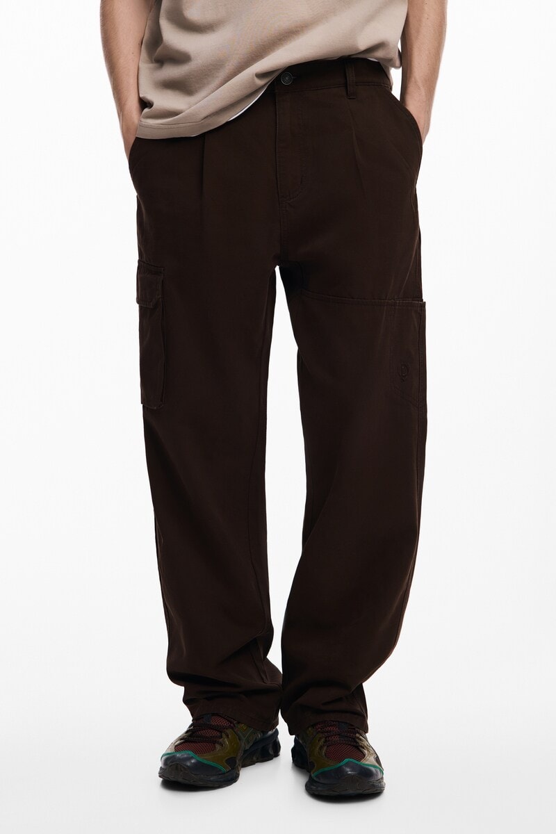 デシグアル（Desigual）/【6サイズ展開/28−38】パッチ付きカーゴパンツ 6サイズ展開/28-38】パッチ付きカーゴパンツ | デシグアル(Desigual