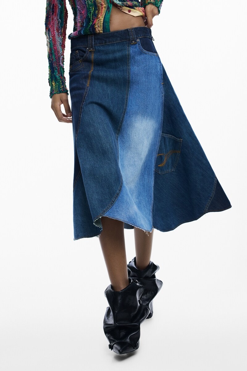 【NEW】デシグアル（Desigual）/【5サイズ展開】デニムパッチ フレアスカート 2026SS 新作 5サイズ展開】デニムパッチ フレアスカート 2026SS 新作 | デシグアル