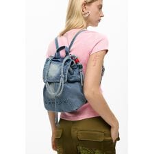 小さなチャームデニムのバックパック 2026SS 新作