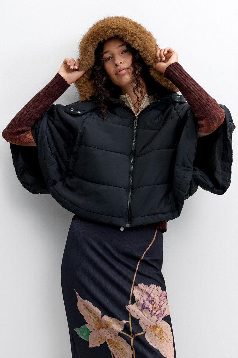 フード付きキルティングポンチョ 2026aw 新作 | デシグアル(Desigual