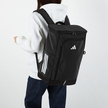 [^:68571]ʊwEɂ֗ȑeʃbNV[YB B4t@CE15.6C`m[gPC[\15.6C`m[gPCiQl[@ W38.5~H26.5~D2.7cmj GAbVfޑ̂ɖwʂƃn[lXʂɂ́AɂGAbVfނgpB₷ďł֗ɂg܂B tN^[Ԃ̃Cgɔ˂ċꏊhCo[ɒm点ċAˑfށBA蓹ȂǈÂꏊł̈Smۂ܂B {gz_[ybg{g܂肽ݎPȂǂ[\ȃTCh|PbgݒuB [eBeB|PbggѓdbɎo̎[ɕ֗ȃ|PbgBtgւ͕̃t@Xi[|PbgݒuĂ邽߁Aו̎d₷֗łB摜̓Tv̂߁A\ȂdlύXꍇ܂B܂Ai̐F͂g̃fBXvCEj^[ɂۂƈقȂꍇ܂̂ł炩߂B