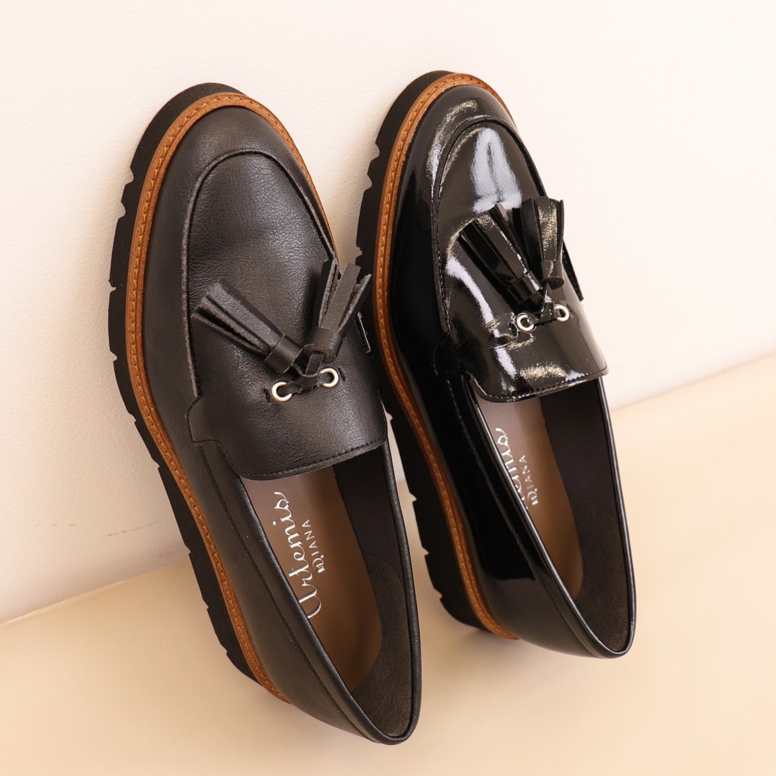 お値下げ不可　DIANA ローファー 靴・バッグのダイアナ通販サイト ｜ YG42629: シューズ 【dianashoes.com】